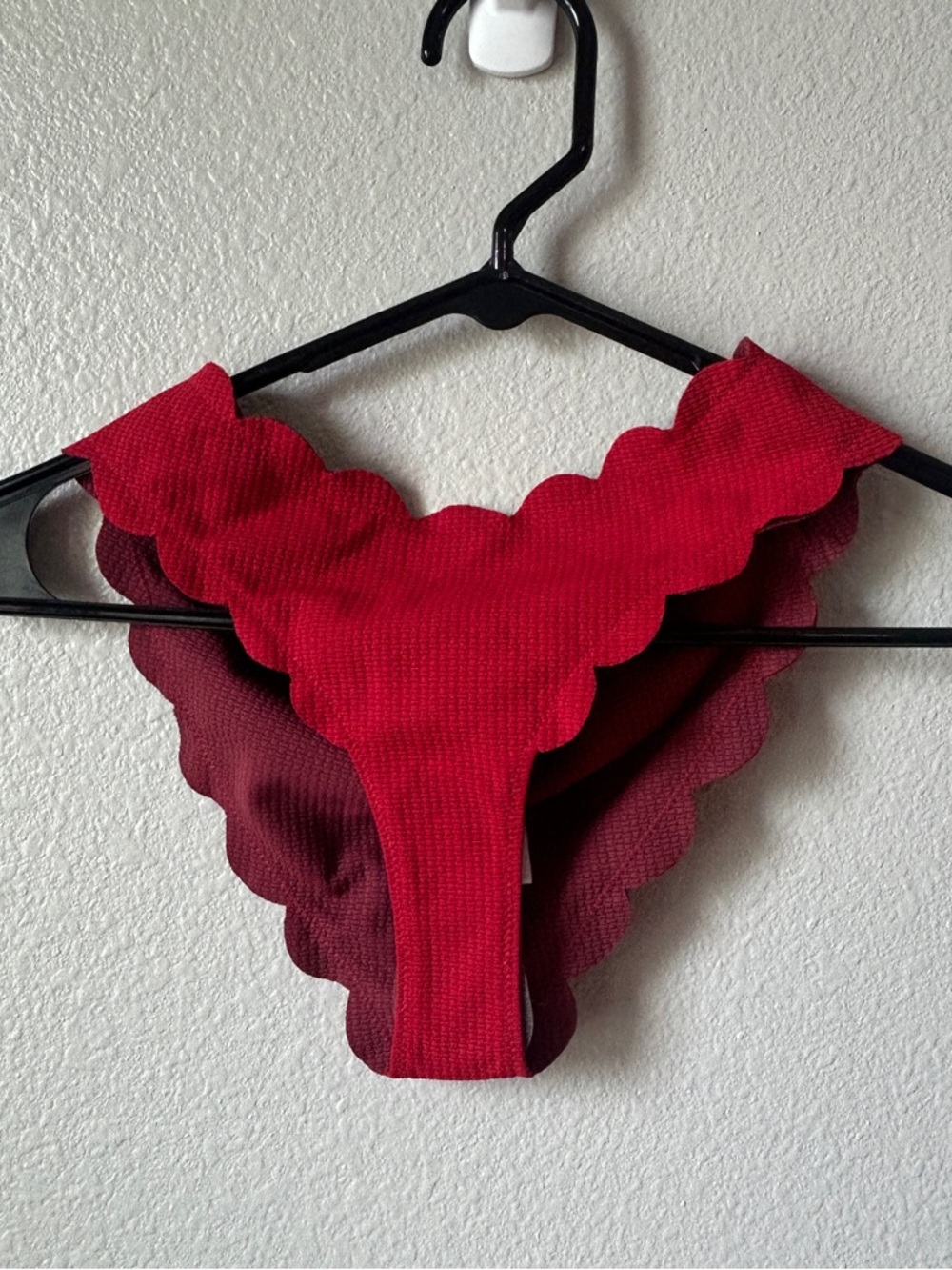 Marysia Swim Scalloped Hipster Bikini Bottoms in Red